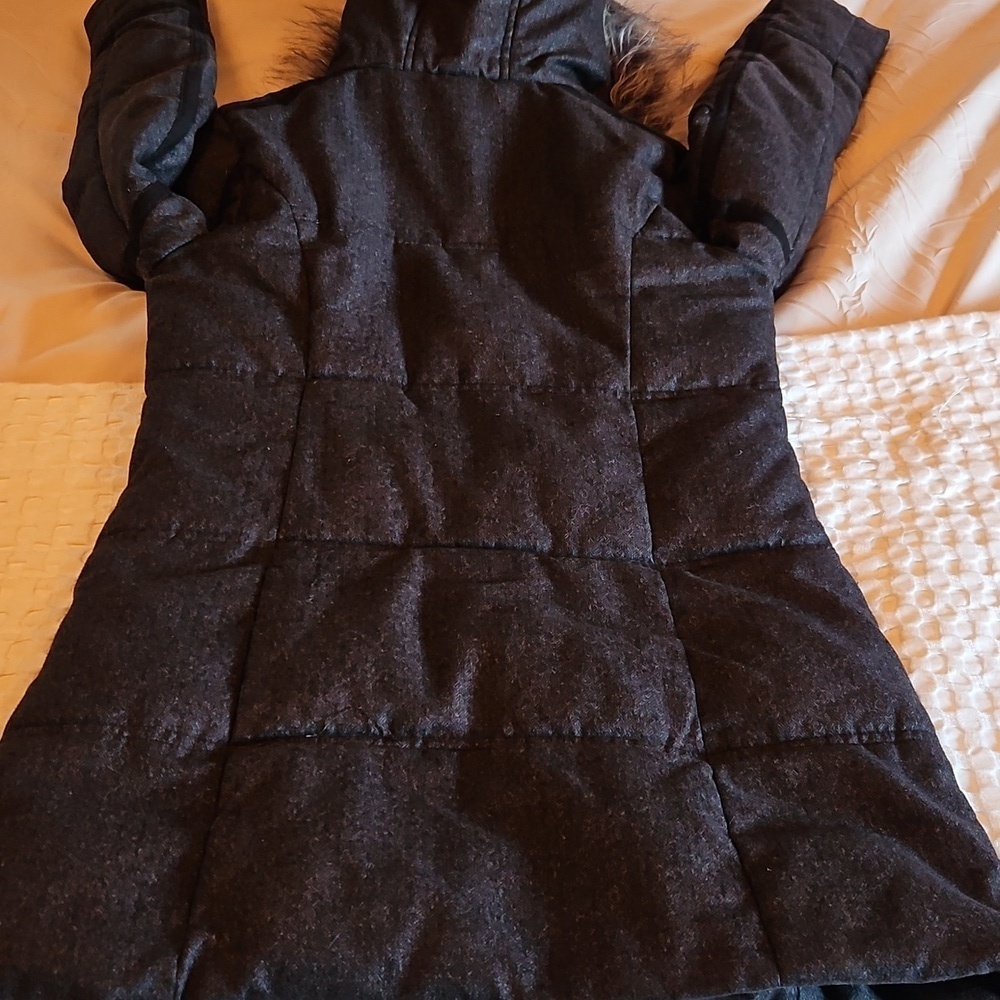 Women's Buffalo Gray Fur-Trimmed Hooded Jacket Size Small - Picture 6 of 9